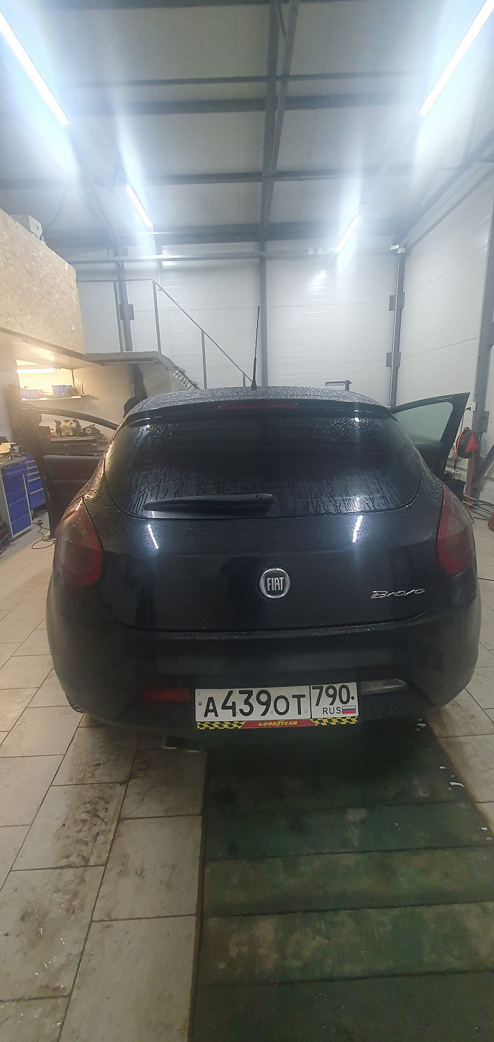 Установка тросовых педалей на Fiat Bravo (механика, 3 шт.)