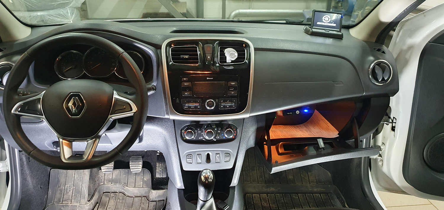 Установка видеонаблюдения для Renault Logan 2021 г. 