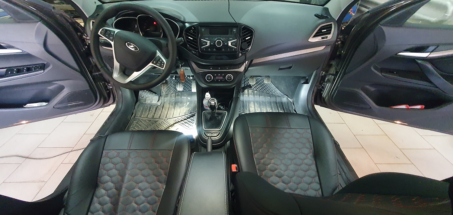 Установка тяговых педалей на Lada Vesta (механика, 2шт.)