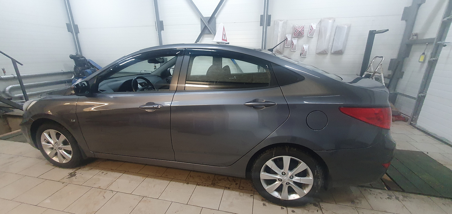 Установка тросовых педалей на Hyundai Solaris (механика, 2шт.)