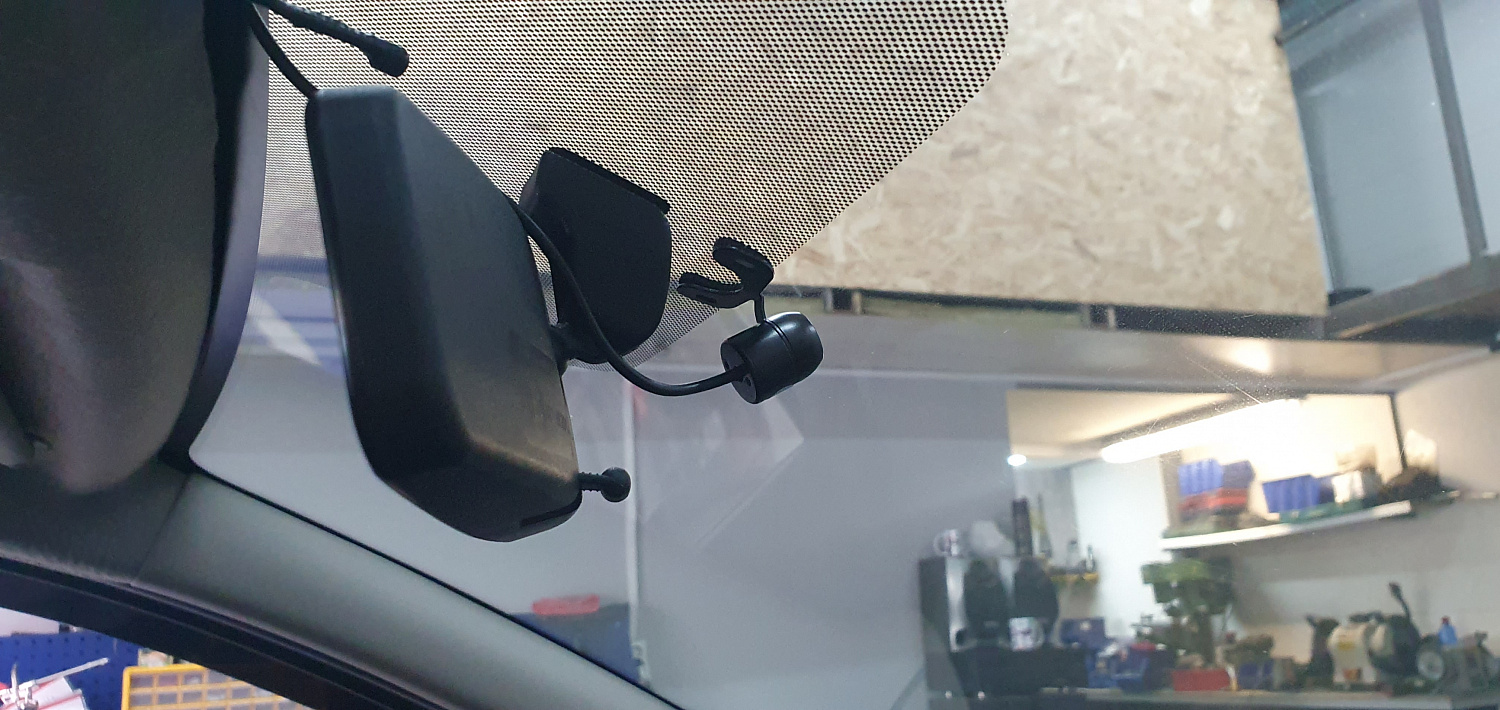 Установка видеонаблюдения для Renault Logan