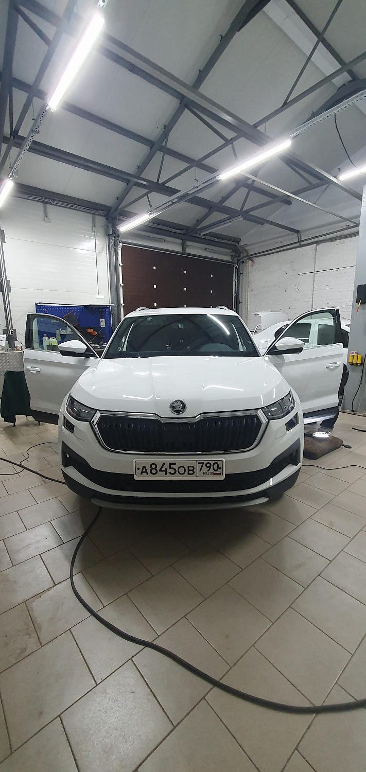 Установка тросовых педалей на Skoda Kodiaq 2022 г. (автомат, 2шт.)