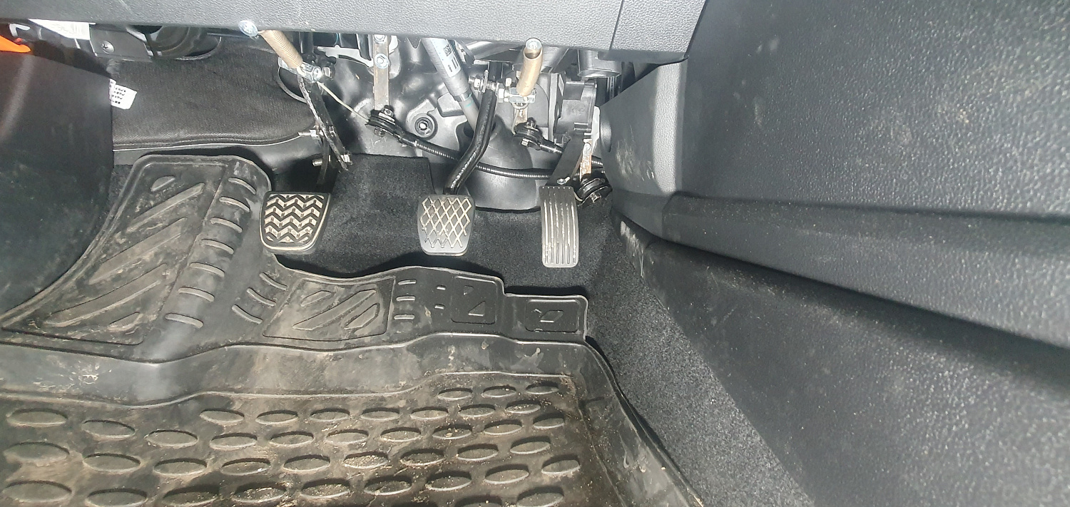 Установка тросовых педалей на HAVAL JOLION (механика, 3 шт.)