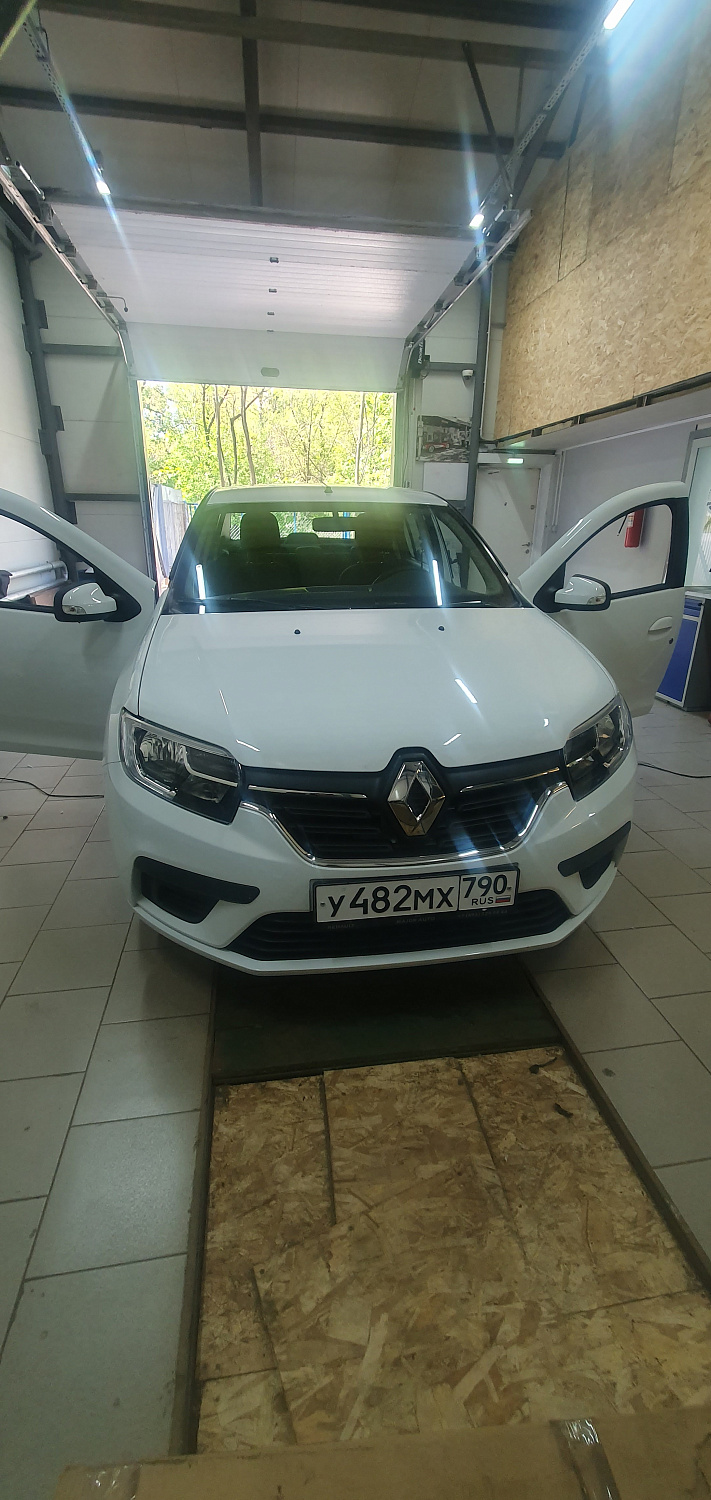 Установка тяговых педалей на Renault Logan 2022 (механика, 2шт.)